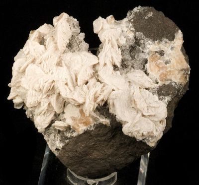 Barytocalcite