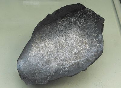 Telluric iron